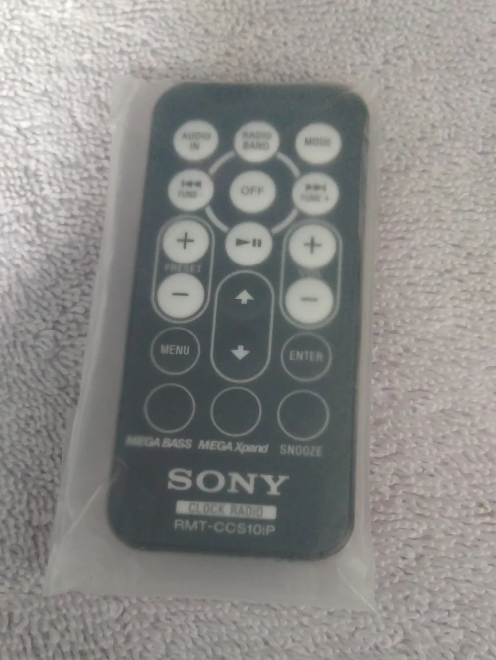 Sony iPhone iPod Radio With Remote